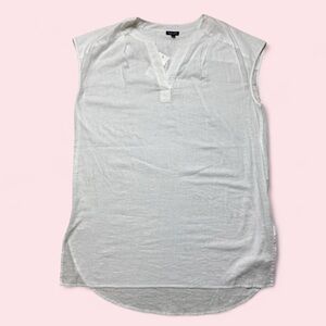 Splendid White V Neck Sleeveless Blouse Womens Size Medium NWT